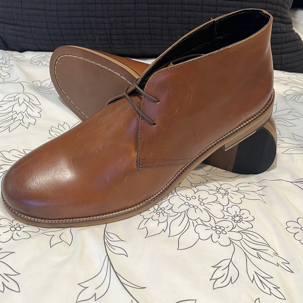Men’s size 13 shoe boots New in the box